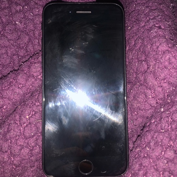 No scratches or cracks unlocked !!